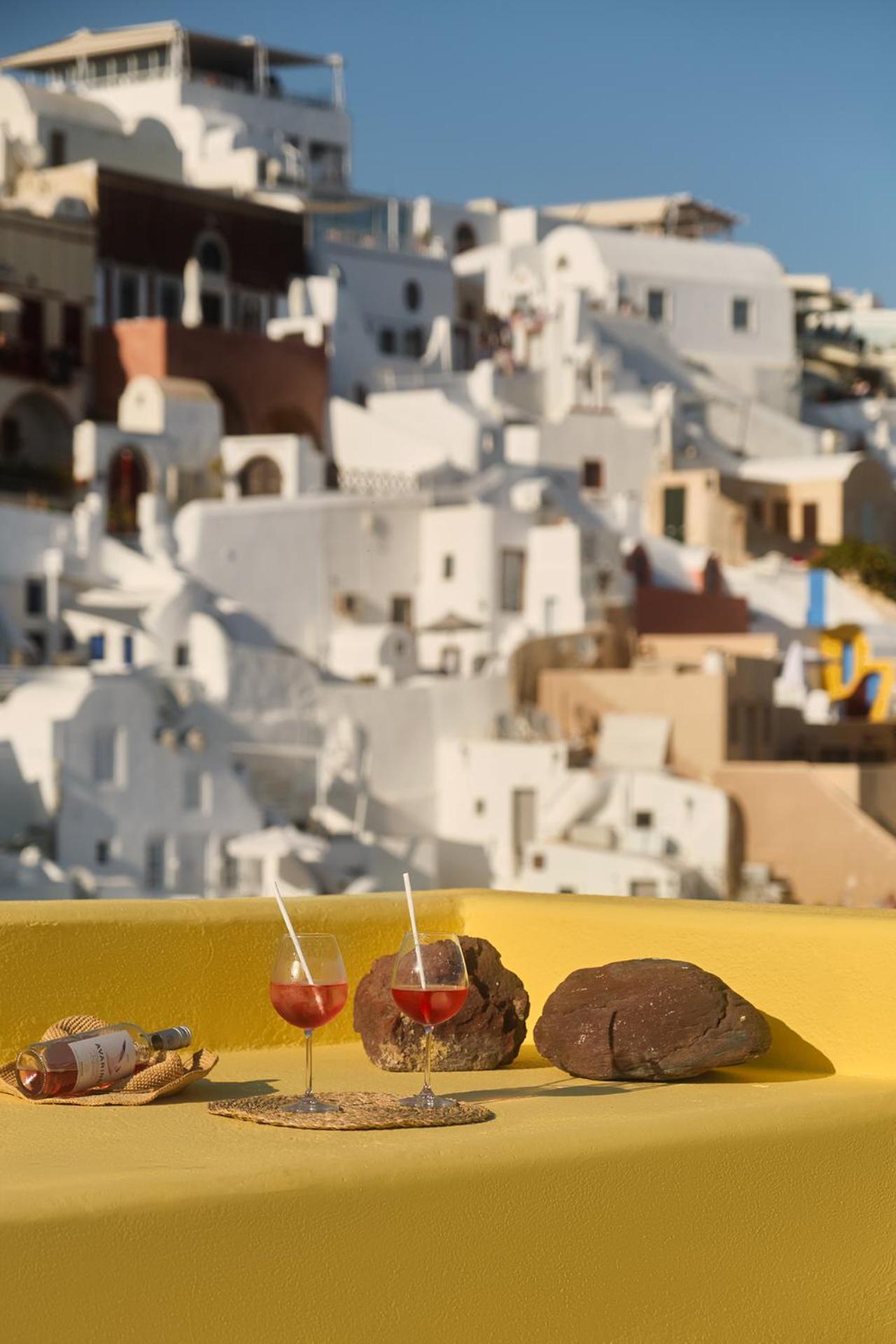 Ilivatos - Elegant Villa On The Caldera'S Edge Oia  Luaran gambar